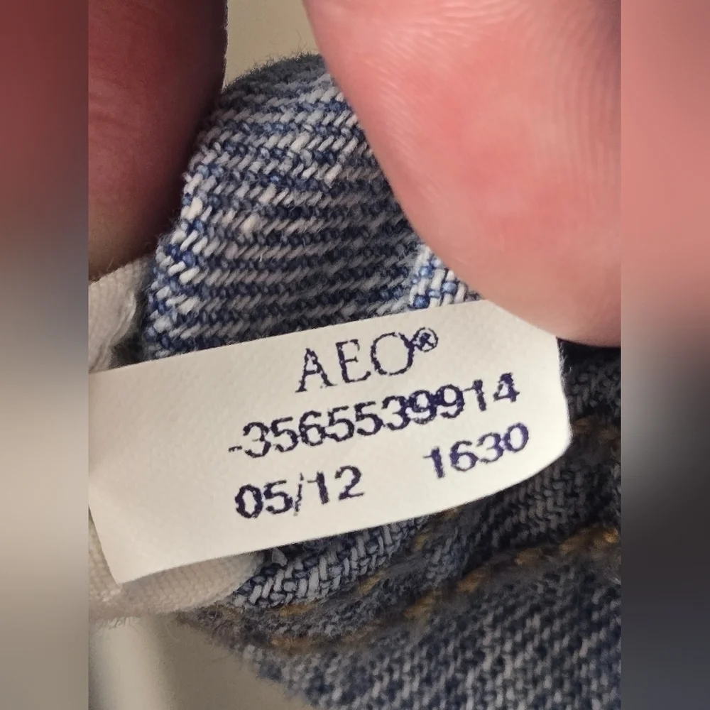 Y2K‎ American Eagle Embroidered Boho Festival Distressed Denim Jacket, Medium - Picture 5 of 5